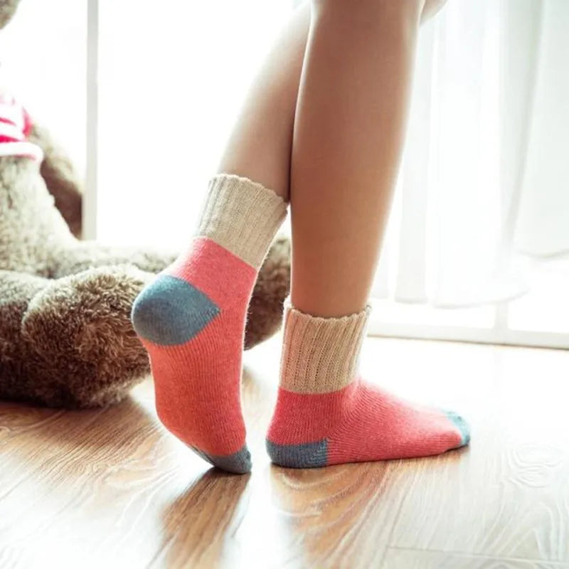 ZAKASA Gezellige Sokken Voor Vrouwen Met Anti Slip Zool, Warme Pantoffels Kerstmis Sokken Winter Sokken, Vrouwen Meisjes Stopper Sokken Hut Sokken ZAKASA Gezellige Sokken Voor Vrouwen Met Anti Slip Zool, Warme Pantoffels Kerstmis Sokken Winter Sokken, Vrouwen Meisjes Stopper Sokken Hut Sokken