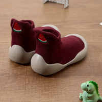 Spring in het Rond met Zeno – Flexibele Barefoot Sneakers voor Kinderen