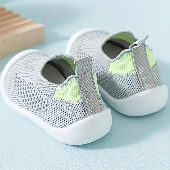 StepEase – Flexibele Barefoot Sneakers voor Kinderen