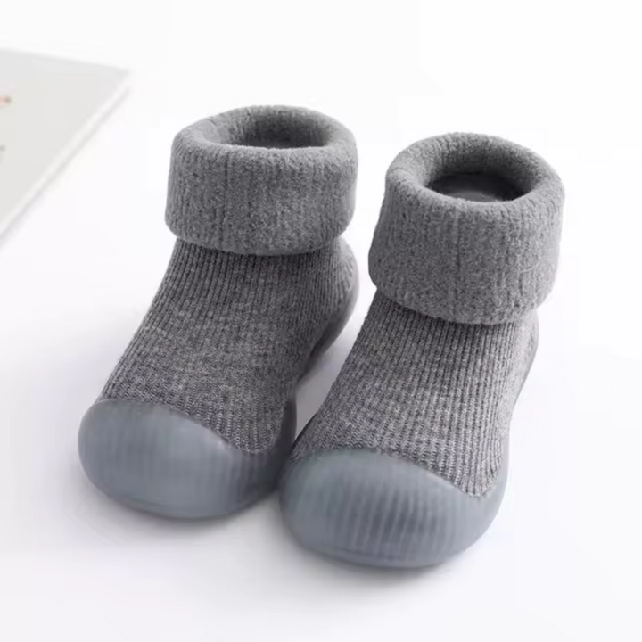 SnugSteps – Comfortabele Barefoot Sokschoentjes voor Kinderen