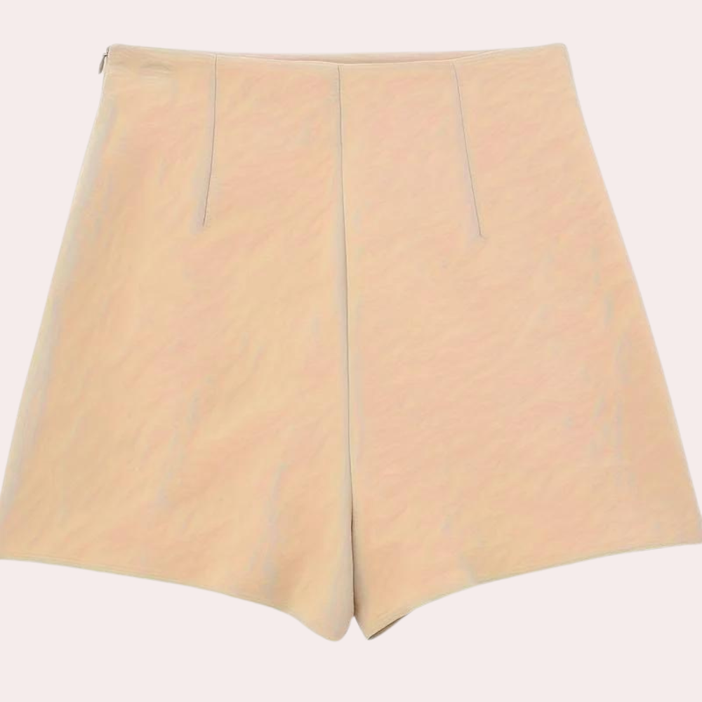 Asymmetrische Damesshort met Sierknopen – Nerina