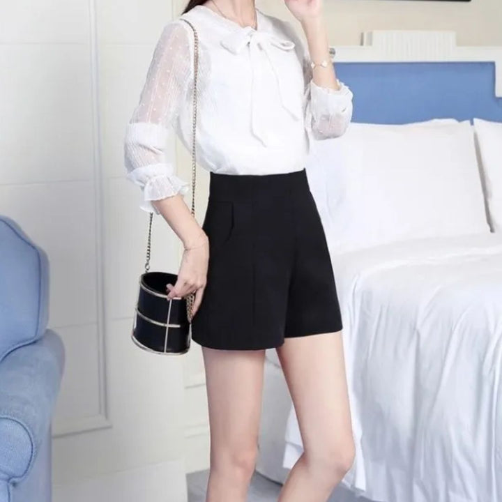 Lunero Eindhoven™ Emma Short | Casual & Chic