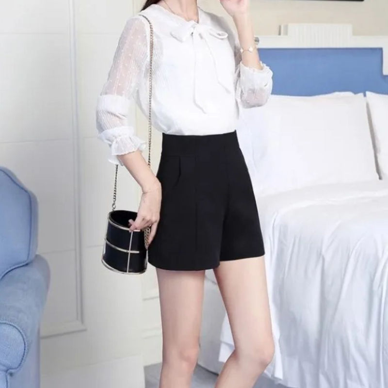 Lunero Eindhoven™ Emma Short | Casual & Chic