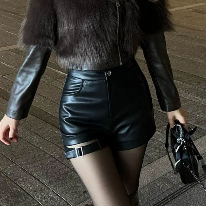 Lunero Eindhoven™ Naomi Leren Short | Gotisch & Trendy